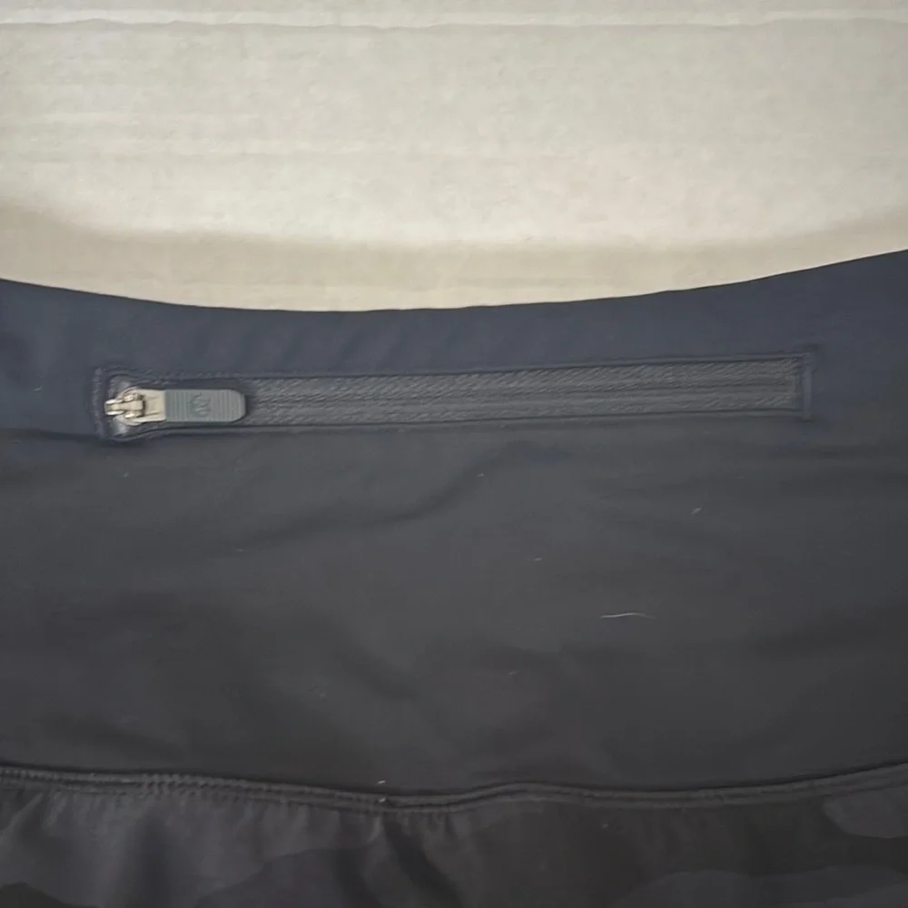 lululemon athletica Black Camo Athletic Shorts - Picture 3 of 10